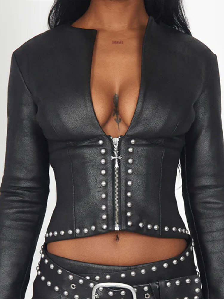 Модный женский костюм из искус – обзор и цена Leatherwork Rivets