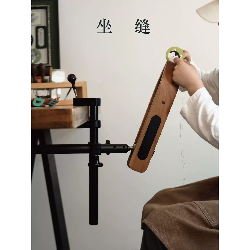 Деревянная подставка-зажим для – обзор и цена Leatherwork Clamp